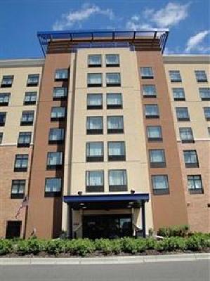 фото отеля Homewood Suites Minneapolis - St Louis Park at West End