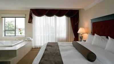 фото отеля Granville Island Hotel