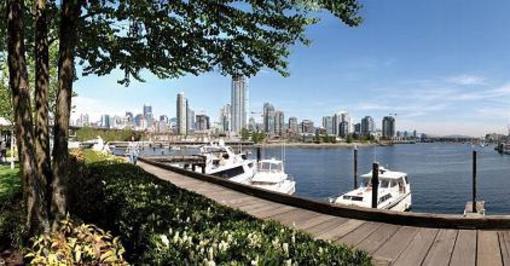 фото отеля Granville Island Hotel