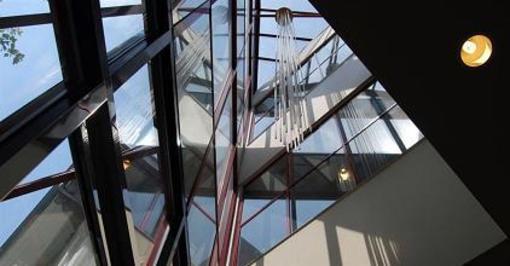 фото отеля Granville Island Hotel