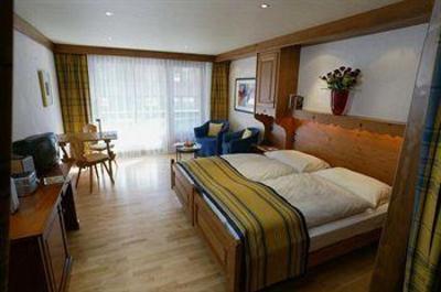фото отеля Hotel Bernerhof Gstaad
