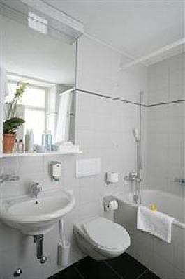 фото отеля Sorell Hotel Krone