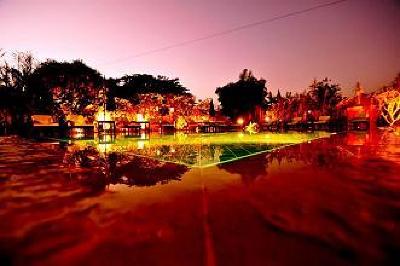 фото отеля Terres Rouges Lodge