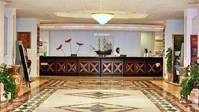 фото отеля Phoenicia Grand Hotel