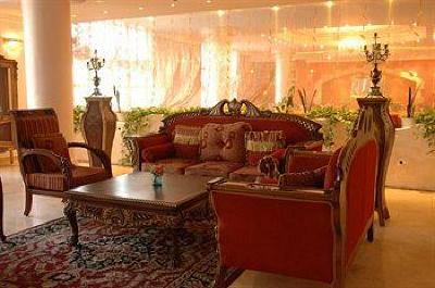 фото отеля Phoenicia Grand Hotel