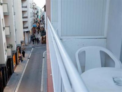 фото отеля Aparthotel Solimar Calafell