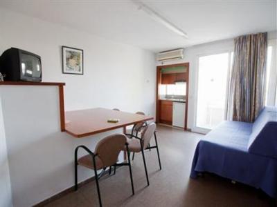 фото отеля Aparthotel Solimar Calafell