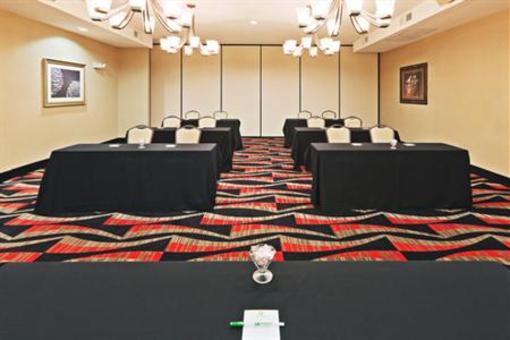 фото отеля Holiday Inn Oklahoma City Airport North