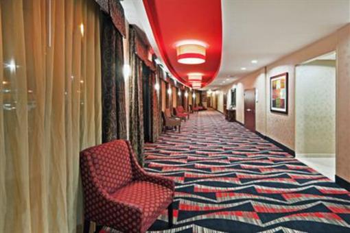 фото отеля Holiday Inn Oklahoma City Airport North