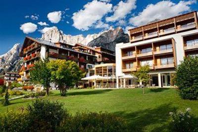 фото отеля Parkhotel Ladinia