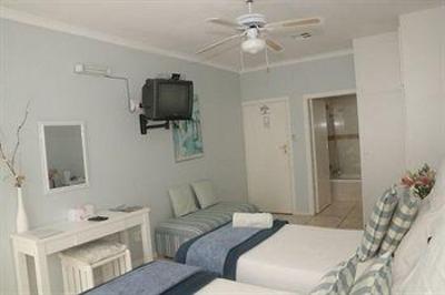 фото отеля Flamingo Lodge Bed & Breakfast Umhlanga