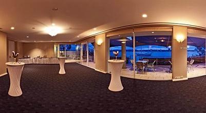 фото отеля Sea World Resort