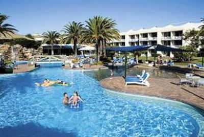 фото отеля Sea World Resort