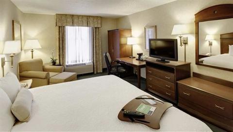 фото отеля Hampton Inn Buffalo Airport
