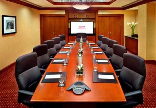 фото отеля Boston Marriott Burlington
