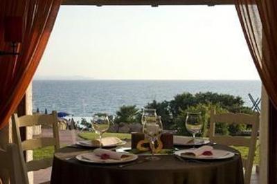 фото отеля Grand Hotel Colonna Capo Testa