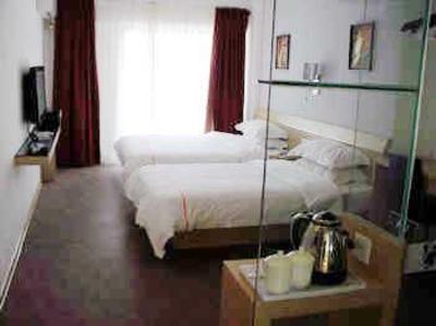 фото отеля 8090 City Hotel
