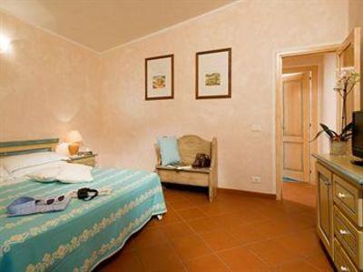 фото отеля Colonna Resort Country & Sporting Club Arzachena