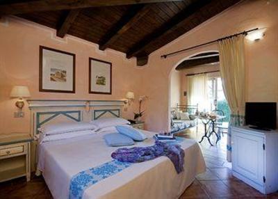 фото отеля Colonna Resort Country & Sporting Club Arzachena
