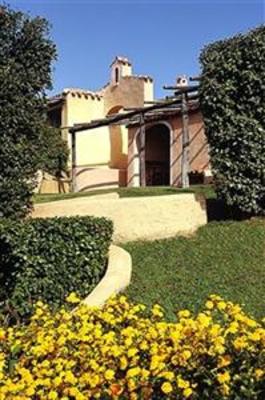 фото отеля Colonna Resort Country & Sporting Club Arzachena