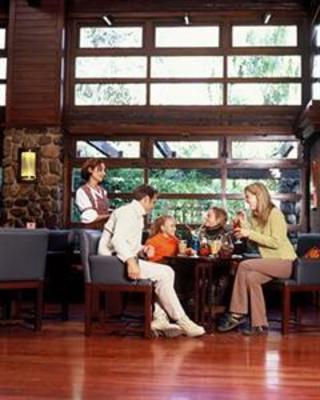 фото отеля Disneys Sequoia Lodge Magny-le-Hongre