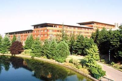 фото отеля Disneys Sequoia Lodge Magny-le-Hongre