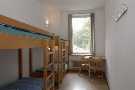 фото отеля Youth Hostel Bern BE (Jugendherberge)