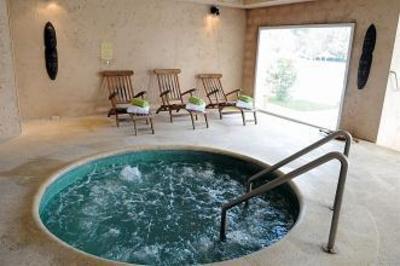 фото отеля Howard Johnson Resort Pilar