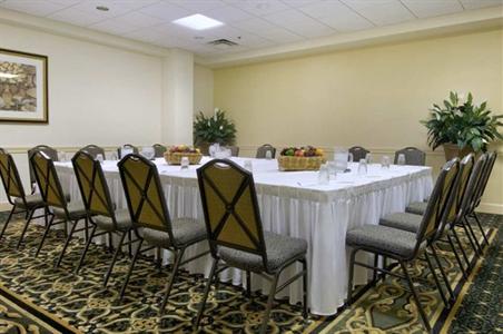 фото отеля Hilton Lafayette