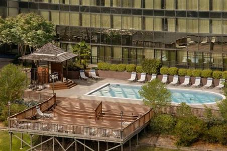 фото отеля Hilton Lafayette