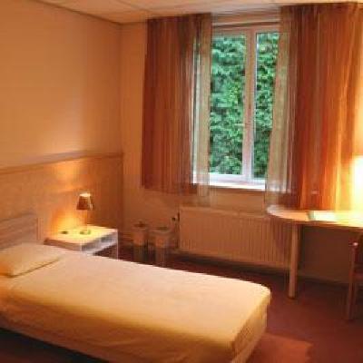 фото отеля Hotel De Bostrand