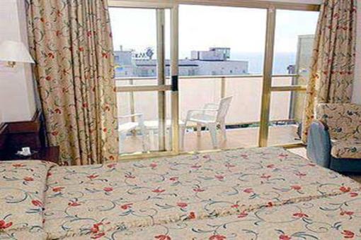 фото отеля H TOP Amaika Hotel