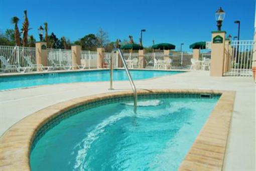 фото отеля Wingate by Wyndham Bradenton