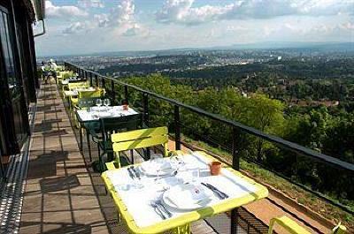 фото отеля L'Ermitage Hotel Saint-Cyr-au-Mont-d'Or