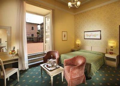 фото отеля Grand Hotel Plaza & Locanda Maggiore