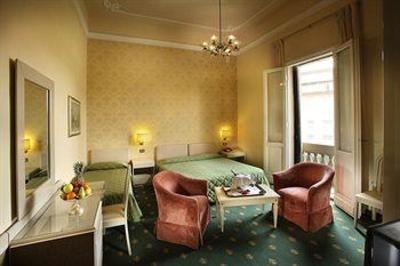 фото отеля Grand Hotel Plaza & Locanda Maggiore