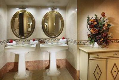 фото отеля Grand Hotel Plaza & Locanda Maggiore