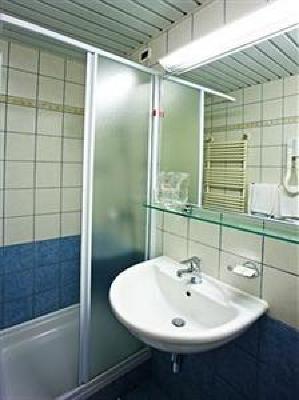 фото отеля Holiday Mutila Hotel