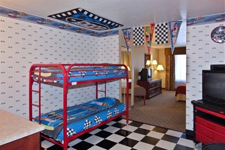 фото отеля Holiday Inn Express Hotel & Suites Henderson (Nevada)