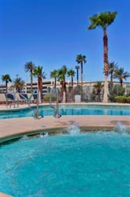 фото отеля Holiday Inn Express Hotel & Suites Henderson (Nevada)