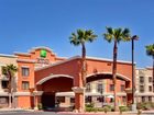 фото отеля Holiday Inn Express Hotel & Suites Henderson (Nevada)