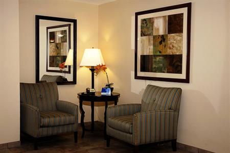 фото отеля Candlewood Suites Tallahassee