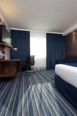 фото отеля Holiday Inn Express Hotel Strasbourg