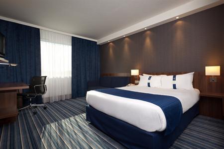 фото отеля Holiday Inn Express Hotel Strasbourg