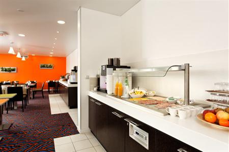 фото отеля Holiday Inn Express Hotel Strasbourg