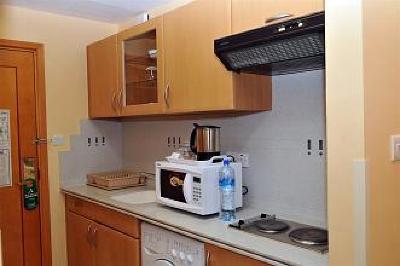 фото отеля Cassells Hotel Apartments
