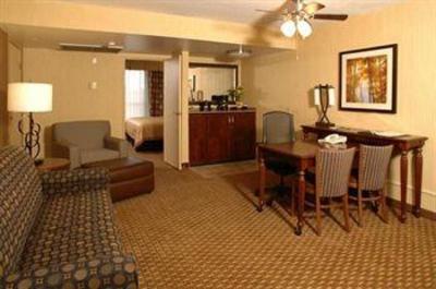фото отеля Embassy Suites Bloomington