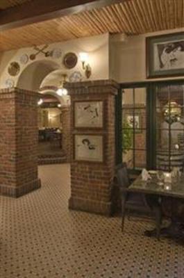 фото отеля Embassy Suites Bloomington