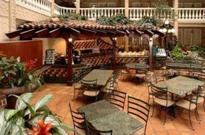 фото отеля Embassy Suites Bloomington