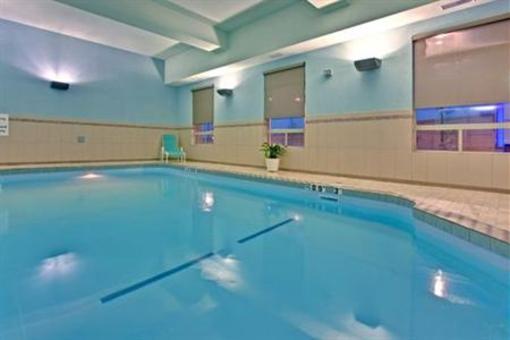 фото отеля Holiday Inn Express Hotel & Suites South Edmonton